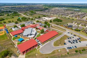 101 Mager Ln, Hutto, TX 78634 - Photo 8