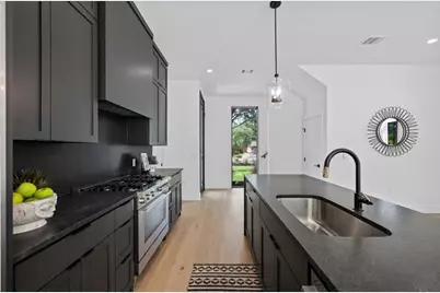 2008 Gathright Cove #A, Austin, TX 78704 - Photo 10