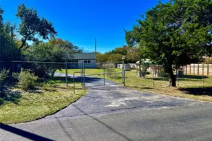 16001 Awalt Dr, Austin, TX 78734 - Photo 4