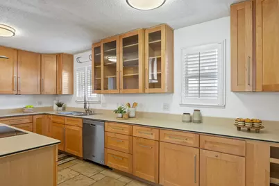 7207 Mesa Drive, Austin, TX 78731 - Photo 4