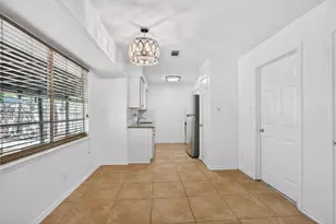 10004 Woodhaven Dr, Austin, TX 78753 - Photo 6