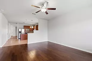 20829 Silverbell Ln, Pflugerville, TX 78660 - Photo 10