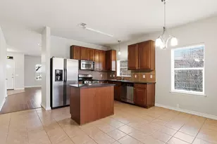 20829 Silverbell Ln, Pflugerville, TX 78660 - Photo 6