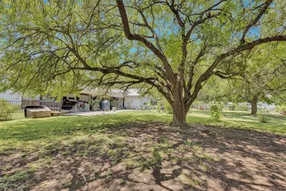 18700 San Marcos Highway, Martindale, TX 78655 - Photo 20
