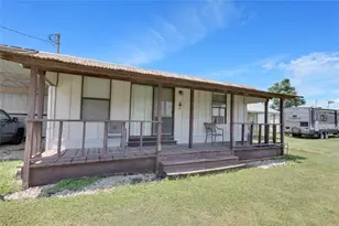 18700 San Marcos Hwy, Martindale, TX 78655 - Photo 28