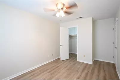 1003 Crockett Street #B, Lockhart, TX 78644 - Photo 8