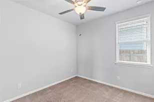 245 E Broade St, Leander, TX 78641 - Photo 16