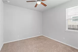 245 E Broade St, Leander, TX 78641 - Photo 8