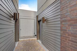 1702 S Lamar Blvd, Austin, TX 78704 - Photo 4