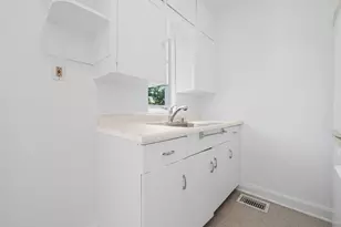 4202 1/2 Ave C, Austin, TX 78751 - Photo 10