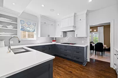 2702 Hillview Green Lane, Austin, TX 78703 - Photo 10