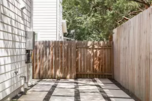 5421 Blue Bird Ln, Austin, TX 78745 - Photo 14