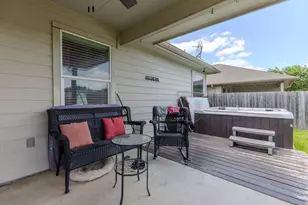 327 Comal Run, Hutto, TX 78634 - Photo 24