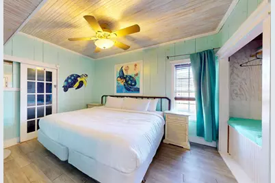 131 W White Avenue #D, Port Aransas, TX 78373 - Photo 14