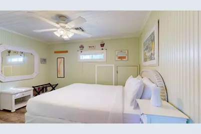 131 W White Avenue #D, Port Aransas, TX 78373 - Photo 20
