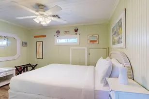 131 W White Ave, Port Aransas, TX 78373 - Photo 20
