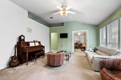 120 Shenandoah Trail, Elgin, TX 78621 - Photo 4