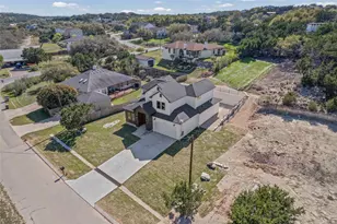 314 Alloway Dr, Spicewood, TX 78669 - Photo 22