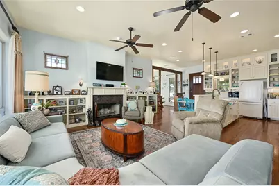 1009 Lauder Drive, Spicewood, TX 78669 - Photo 8
