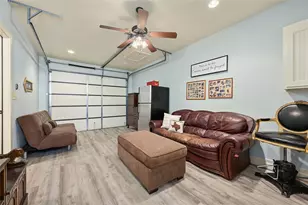 1009 Lauder Dr, Spicewood, TX 78669 - Photo 12