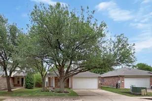 2418 Socorro Bend, Leander, TX 78641 - Photo 2