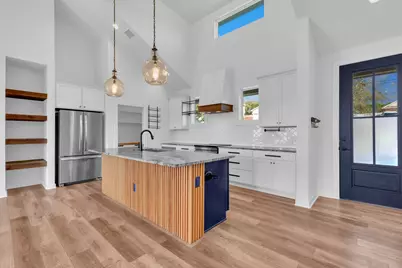 516 Ronay Drive S, Briarcliff, TX 78669 - Photo 6