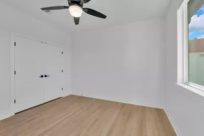 516 Ronay Drive S, Briarcliff, TX 78669 - Photo 16