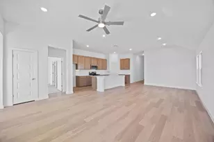 11012 Mystic Timber Dr, Austin, TX 78754 - Photo 4