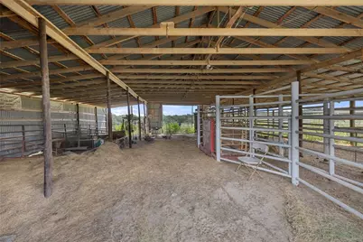 18000 Fm 112, Thrall, TX 76578 - Photo 24