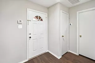 13321 Coomes Dr, Del Valle, TX 78617 - Photo 4