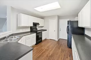 13321 Coomes Dr, Del Valle, TX 78617 - Photo 8