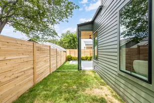 2503 E 18th St, Austin, TX 78702 - Photo 38