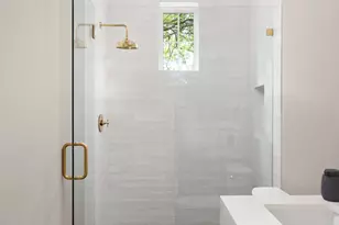 2503 E 18th St, Austin, TX 78702 - Photo 32