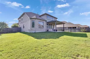 124 Leadtree Loop, Buda, TX 78610 - Photo 18