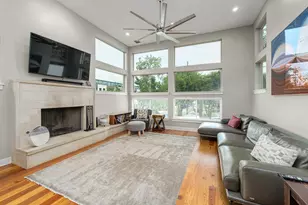 604 W Live Oak St, Austin, TX 78704 - Photo 8