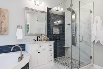 10033 Scull Creek Drive, Austin, TX 78730 - Photo 18