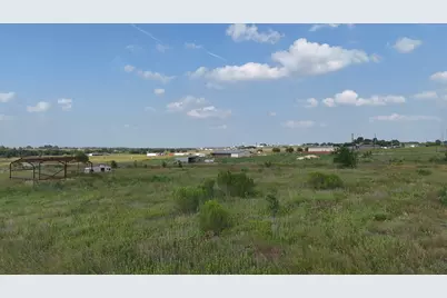 1701 County Road 417, Taylor, TX 76574 - Photo 6
