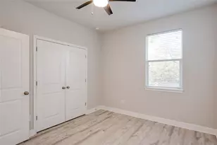 5701 Cougar Dr, Austin, TX 78745 - Photo 14