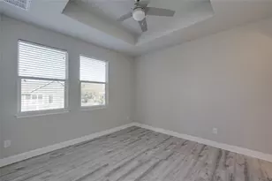 5701 Cougar Dr, Austin, TX 78745 - Photo 10
