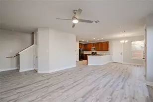5701 Cougar Dr, Austin, TX 78745 - Photo 4