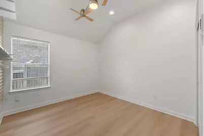 1689 Hidden Springs Path, Round Rock, TX 78665 - Photo 22