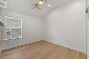1689 Hidden Springs Path, Round Rock, TX 78665 - Photo 22