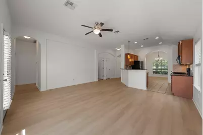 1689 Hidden Springs Path, Round Rock, TX 78665 - Photo 8