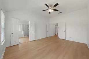1689 Hidden Springs Path, Round Rock, TX 78665 - Photo 14