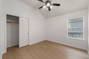 1689 Hidden Springs Path, Round Rock, TX 78665 - Photo 20