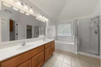 1689 Hidden Springs Path, Round Rock, TX 78665 - Photo 16