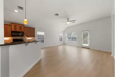 1689 Hidden Springs Path, Round Rock, TX 78665 - Photo 12