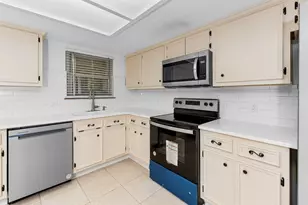 319 Matthew Cove, Bastrop, TX 78602 - Photo 16