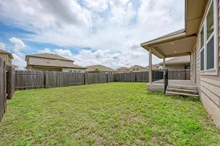 1019 Round Bale Rd, Hutto, TX 78634 - Photo 38
