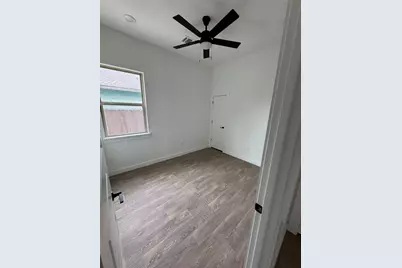 710 Bland Street, Taylor, TX 76574 - Photo 4